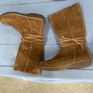 Timberland Boots Moccasin Style women size 6.5